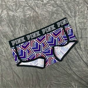 NWT Victoria’s Secret PINK Rare Logo Boyshort Shortie Panties Pattern Medium
